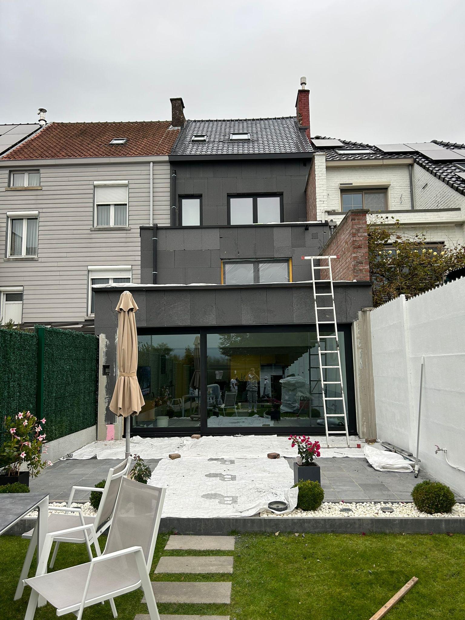 Gevelwerken in Asse: situatie voor de werken