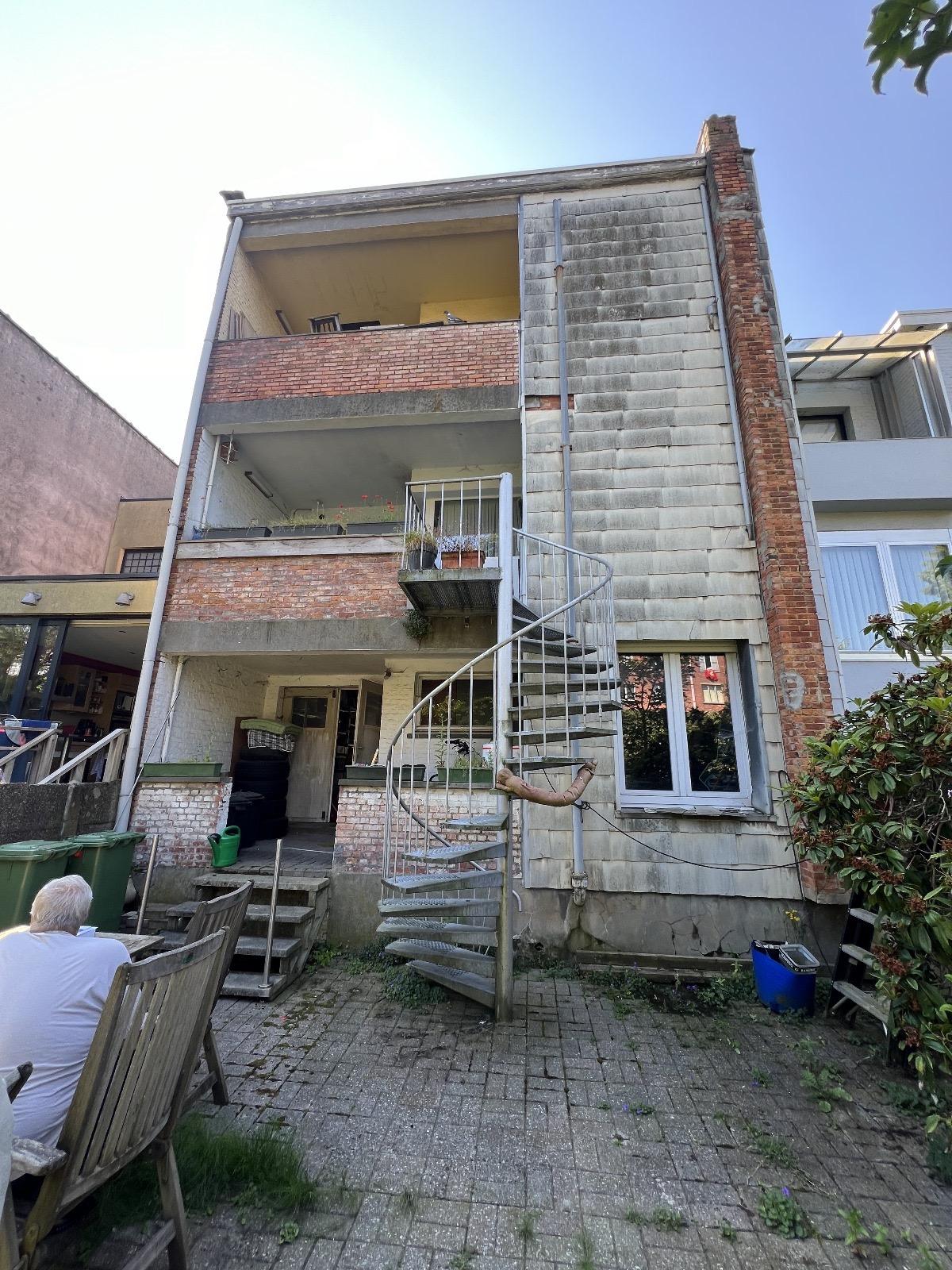 Gevelwerken in Antwerpen: situatie voor de werken