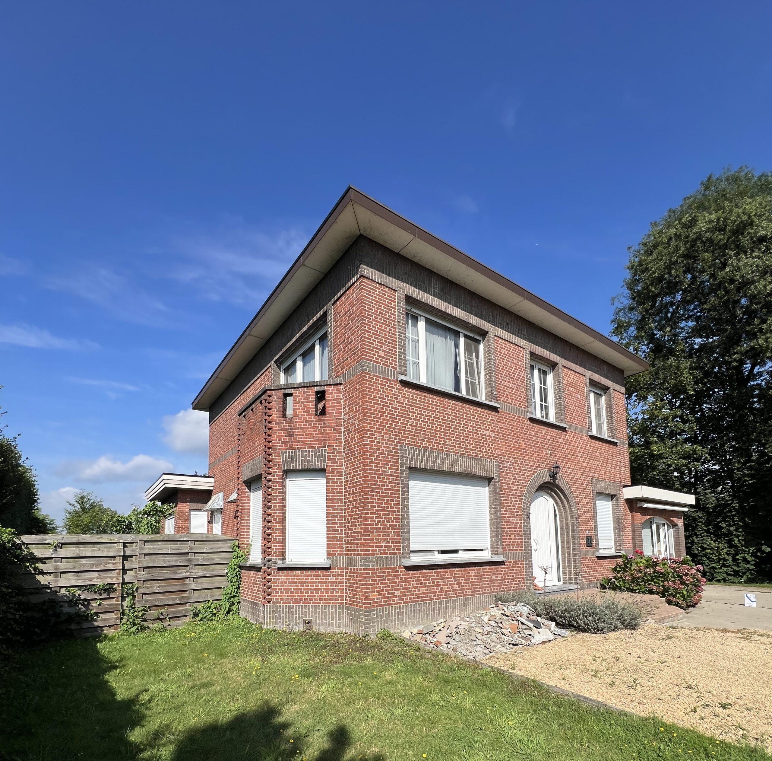 Gevelwerken in Kalmthout: situatie voor de werken