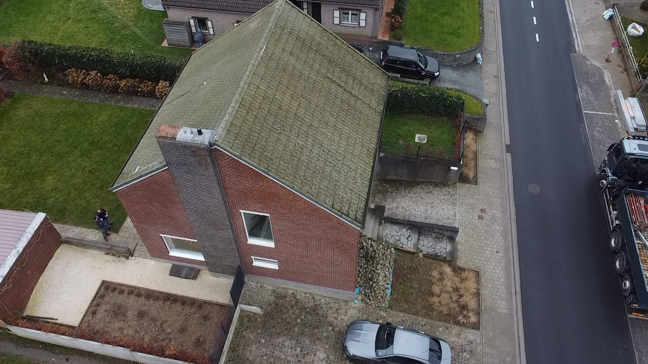Dakwerken in Erpe-Mere: situatie voor de werken