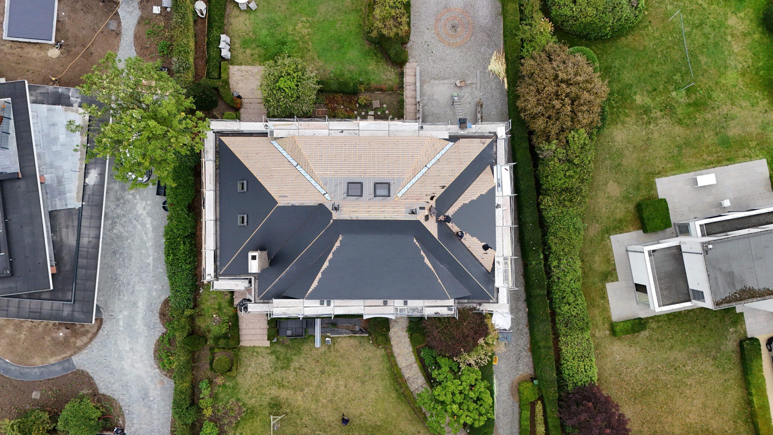 Dakwerken Berlaar: nieuw leiendak op villa, foto 6