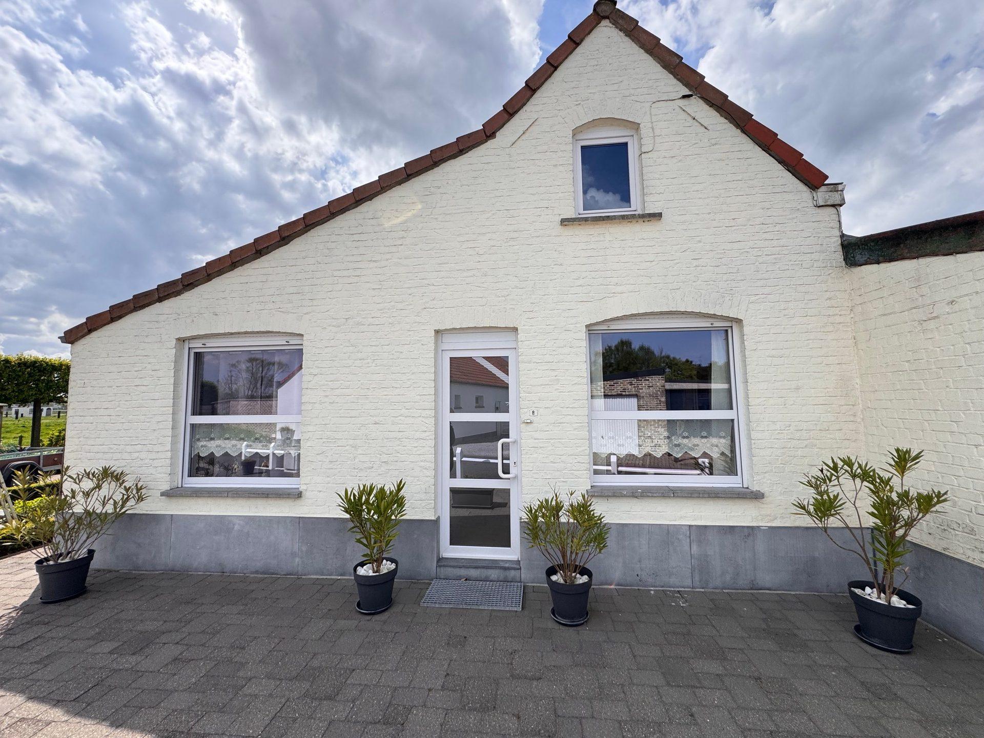 Gevelwerken in Ichtegem: situatie voor de werken