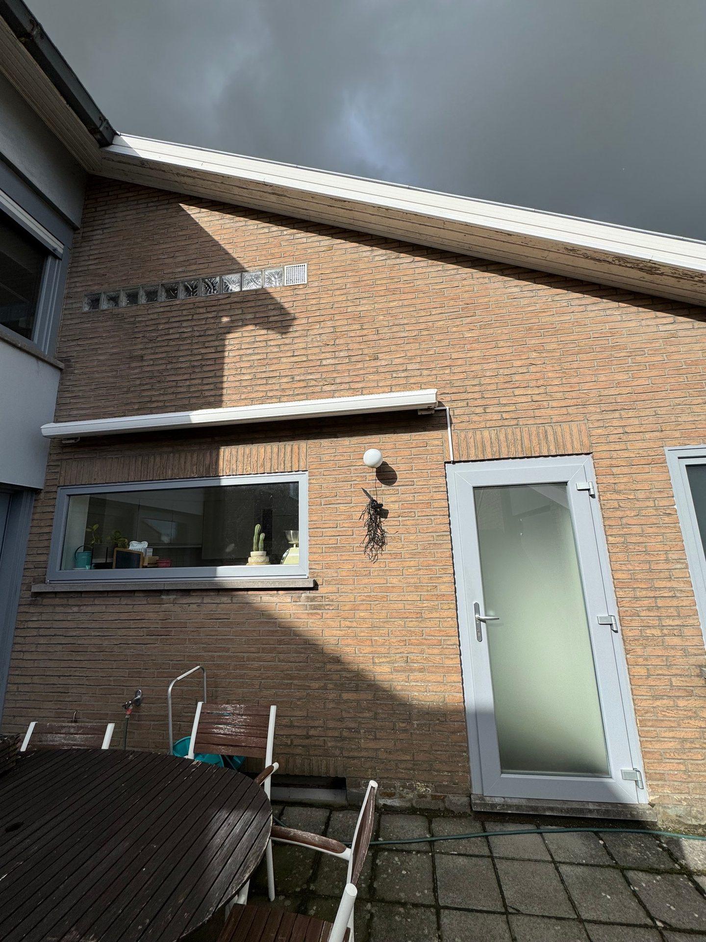 Detailfoto van de nieuwe gevelafwerking in Oudenaarde.